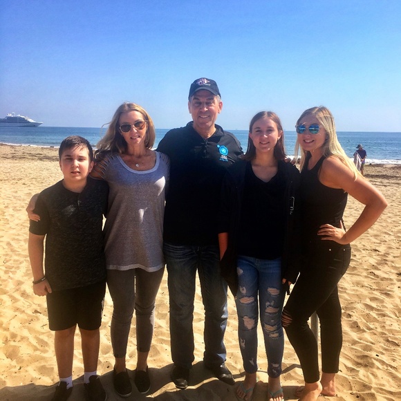 Welcome to My Closet - Picture 6 of 8